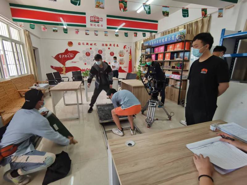 追星女孩心理学分析报告：紫金县广告片拍摄公司揭秘饭圈应援式传播逻辑